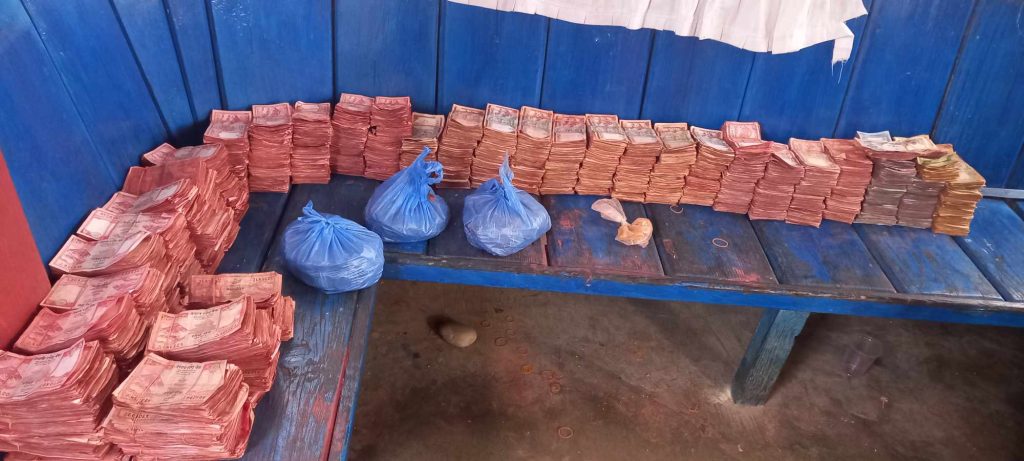 गोसाइँकुण्डमा श्रद्धालु भक्तजनबाट रु तीनलाख भेटी सङ्कलन