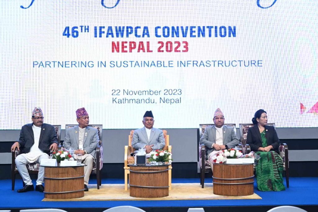 अर्थतन्त्रलाई चलायमान बनाउन निर्माण व्यवसायीको महत्वपूर्ण भूमिका हुन्छ : राष्ट्रपति पौडेल