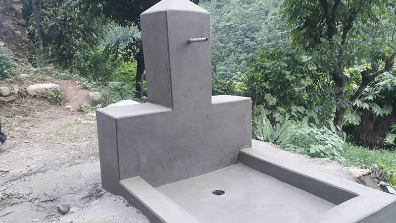 चितवन इच्छाकामनाकाे चेपाङ बस्तीमा ‘एक घर एक धारा’