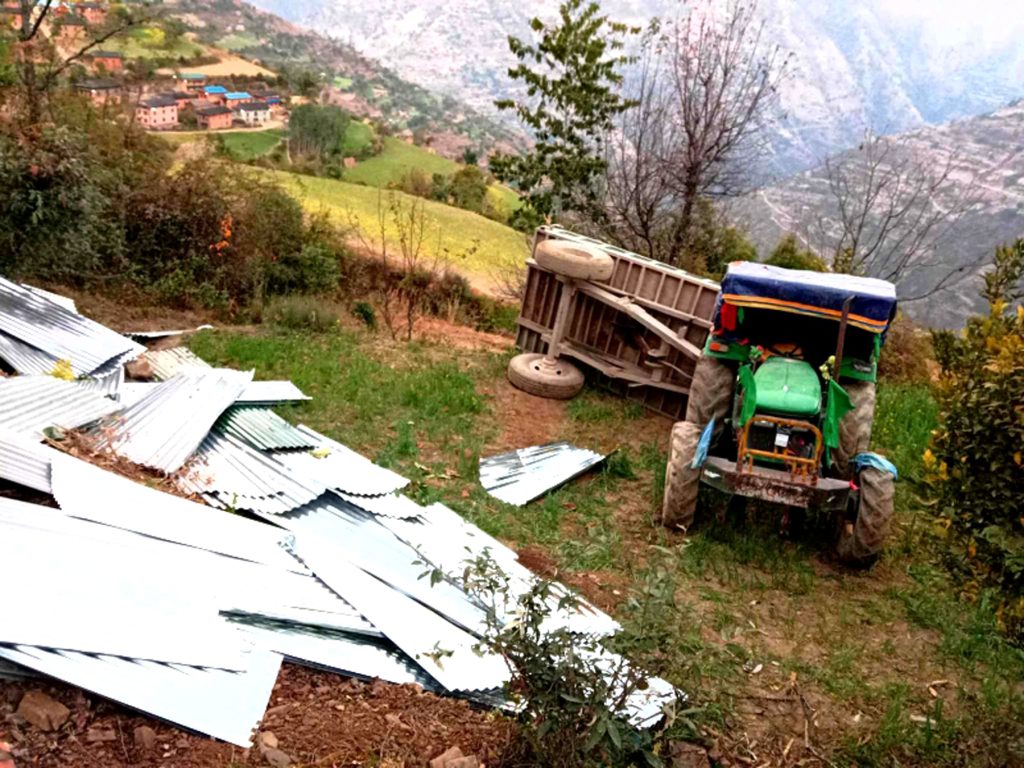 रुकुमपश्चिममा ट्रयाक्टर दुर्घटना : पाँच जनाको मृत्यु, नौ घाइते