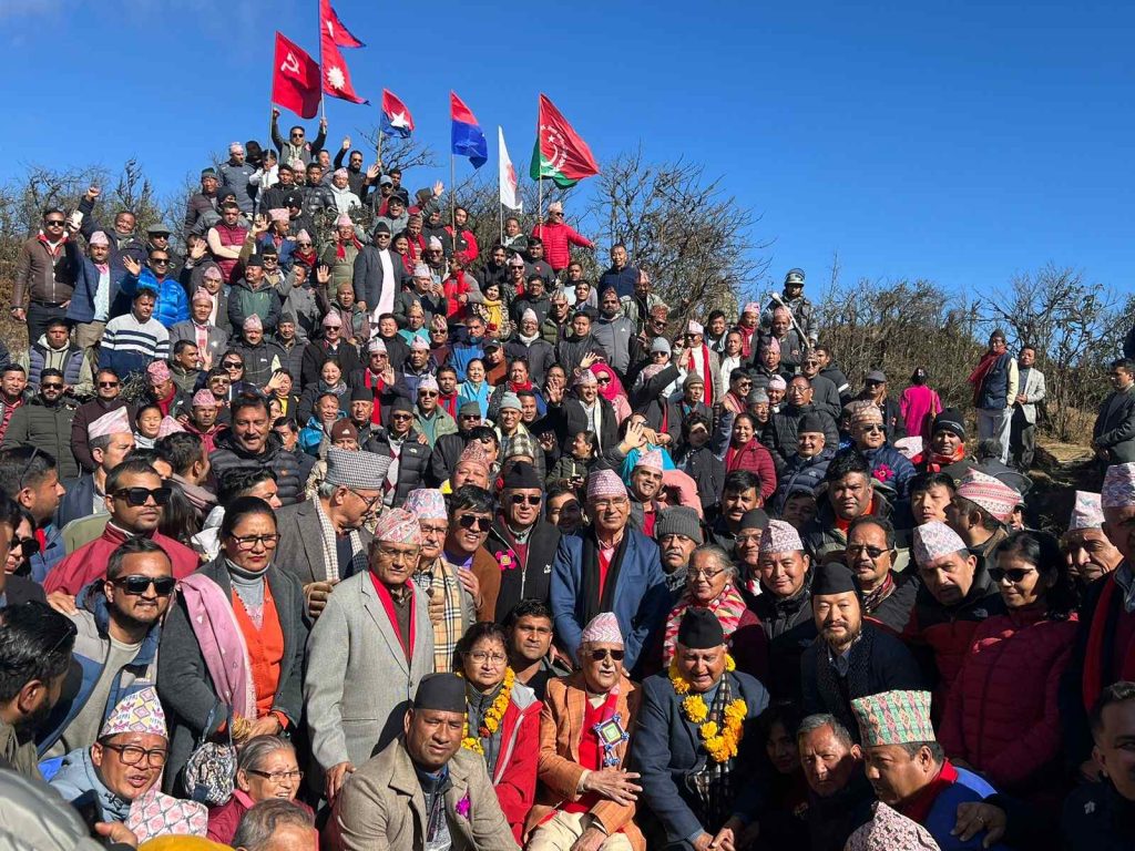 यसरी सम्पन्न भयो एमालेको झुलाघाट–चिवाभञ्ज्याङ समृद्धिका लागि संकल्प यात्रा (तस्बिरहरू)