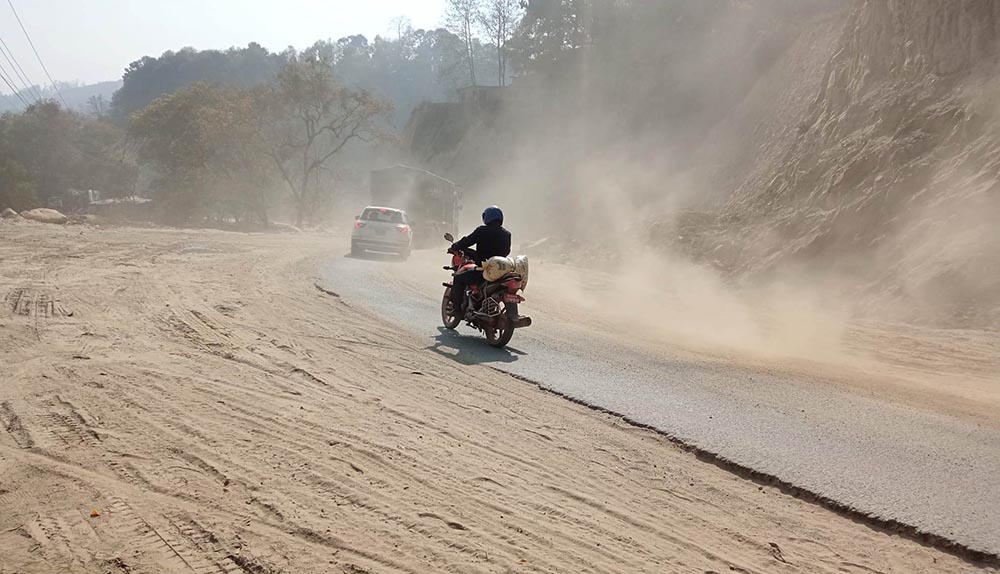 धुलिखेल–खावा सडकः कामले गति नलिएपछि ठेक्का तोडिँदै