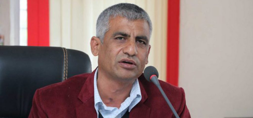 कोशीका मुख्यमन्त्री नियुक्तिविरुद्ध निवर्तमान मुख्यमन्त्रीद्वारा सर्वोच्चमा रिट