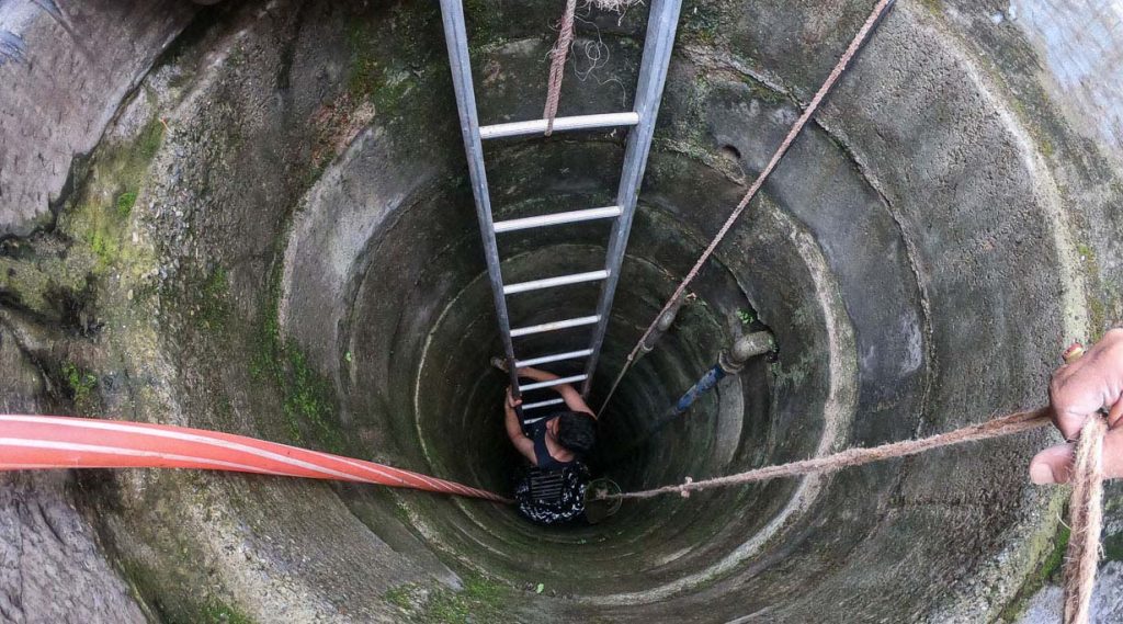 सुर्खेतमा इनार सफा गर्ने क्रममा दुई जनाको मृत्यु