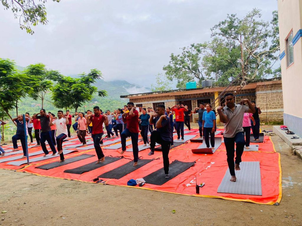 जिल्ला प्रहरी कार्यालय रामेछापमा हरेक शनिबार साप्ताहिक याेग ध्यान शिविर