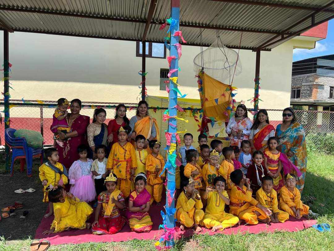 काभ्रेकाे वि एण्ड वि मन्टेस्वरीले पनि मनायाे ‘श्रीकृष्ण जन्माष्टमी’