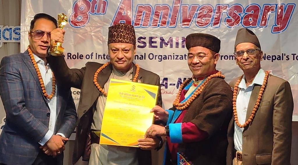 चोभार ब्लुजका स्रष्टा बिक्रम भक्त जोशीलाई थाइल्याण्डमा अन्तरराष्ट्रिय अवार्ड