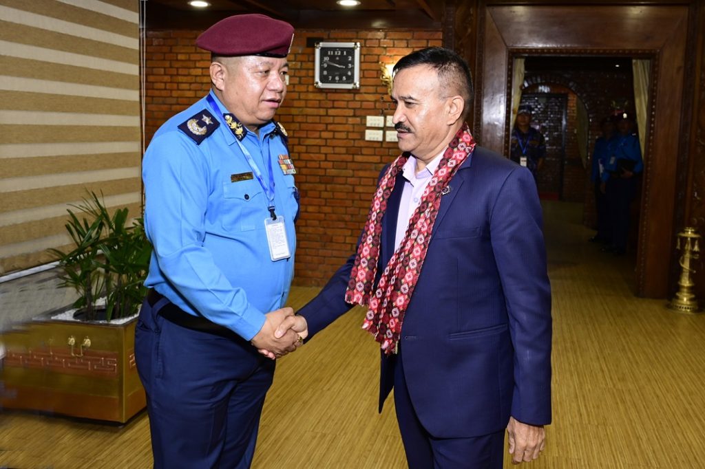 ३८औंँ अन्तर्राष्ट्रिय लागुऔषधसम्बन्धी कार्यक्रममा सहभागी हुन प्रहरी महानिरीक्षक कुँवर ग्रीस प्रस्थान