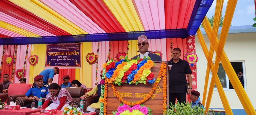 एमाले र कांग्रेसबीच भएको सहमति कार्यान्वयनमा कुनै शङ्का नर्गन गृहमन्त्रीकाे आग्रह