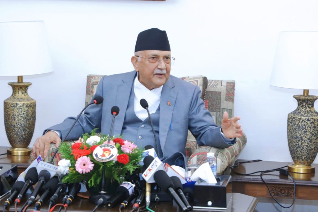 बाढीपहिरोमा परेकाको उद्धार एवं राहत वितरणमा कुनै कमी हुन्न : प्रधानमन्त्री ओली