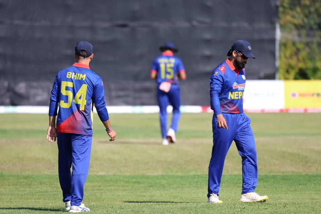 त्रिकोणात्मक टि–ट्वान्टी अन्तर्गत नेपालले ओमानसँग खेल्दै