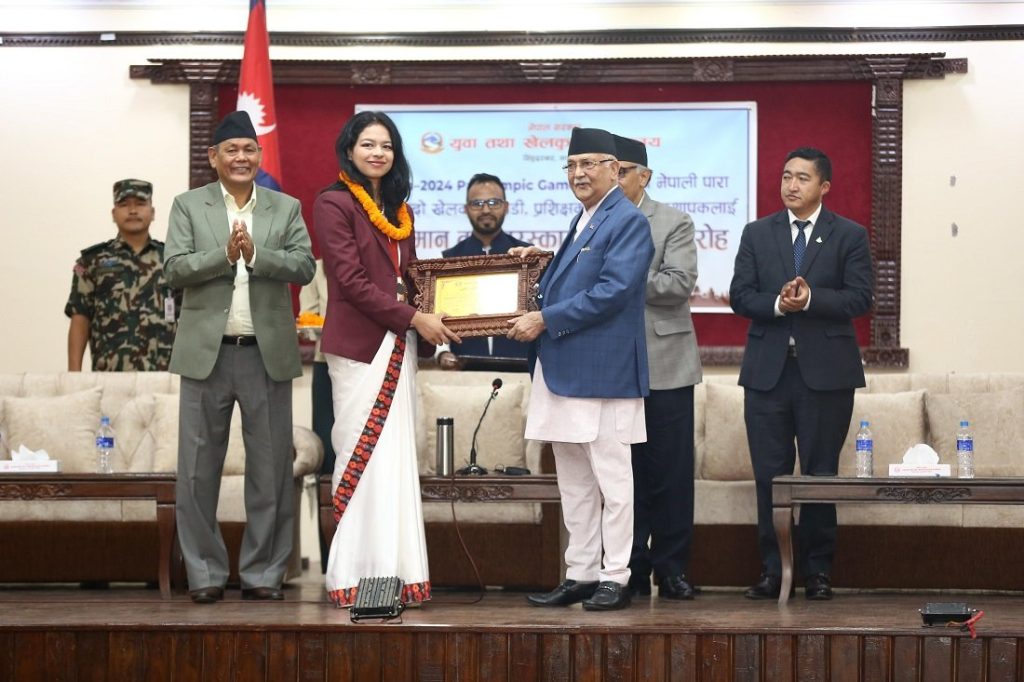 सरकारले तेक्वान्दो खेलाडी पलेशा गोवर्द्धनलाई दियाे ६५ लाखकाे पुरस्कार