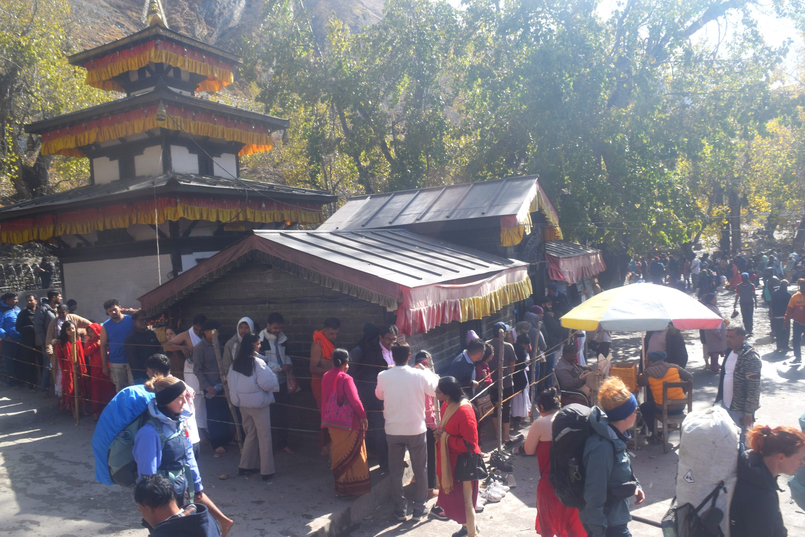 मुस्ताङको मुक्तिनाथमा दैनिक चार हजार पर्यटकको आगमन