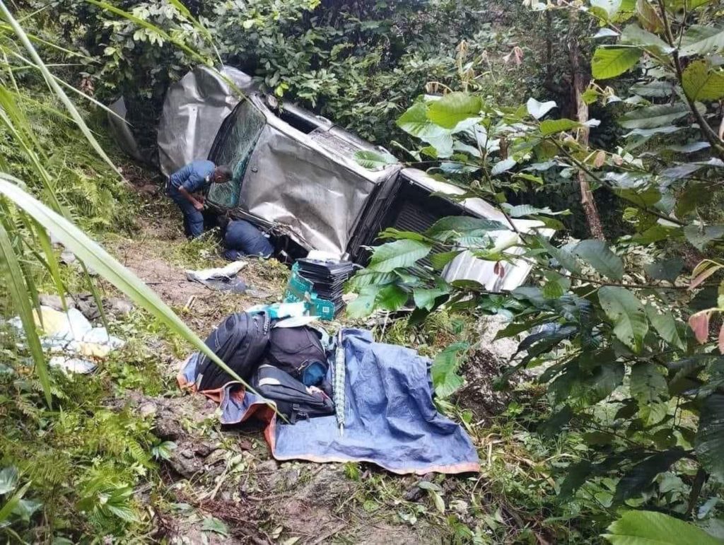 त्रिशूलीमा गाडी दुर्घटना हुँदा एक जनाको मृत्यु, पाँच घाइते