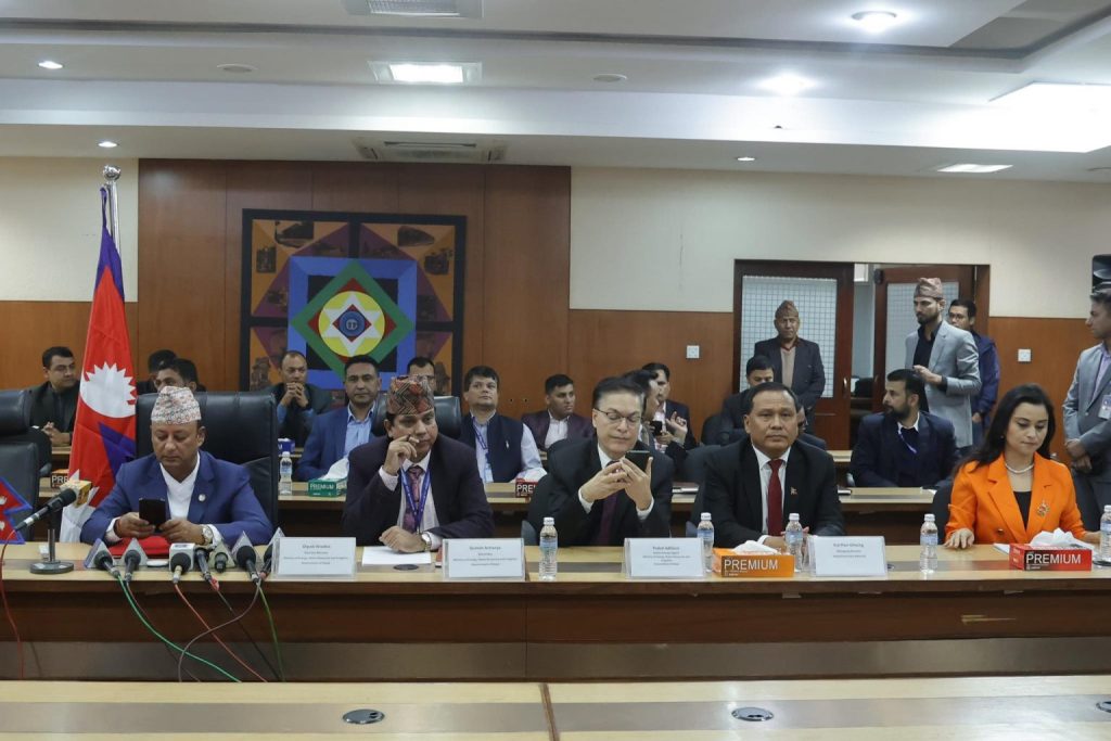 आजदेखि नेपालकाे बिजुली बंगलादेश निर्यात सुरु