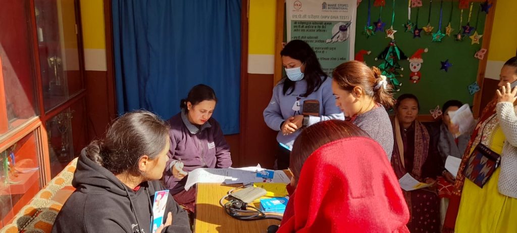 एक सय १० जनाको पाठेघरको मुखको ‘स्क्रिनिङ’ गरिँदा चार जनाको ‘पोजेटिभ’