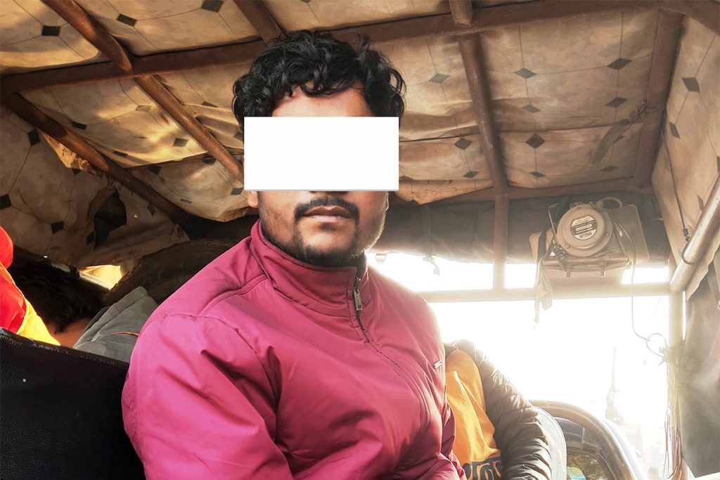 पेस्तोल देखाएर बैंक लुटपाट गर्ने भारतीय डाँका पक्राउ