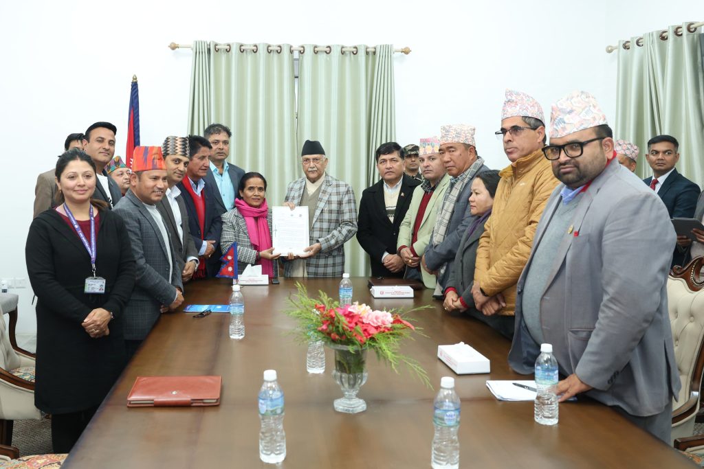 गाउँपालिका, नगरपालिका र जिसस महासङ्घद्वारा प्रधानमन्त्रीलाई ध्यानाकर्षण पत्र