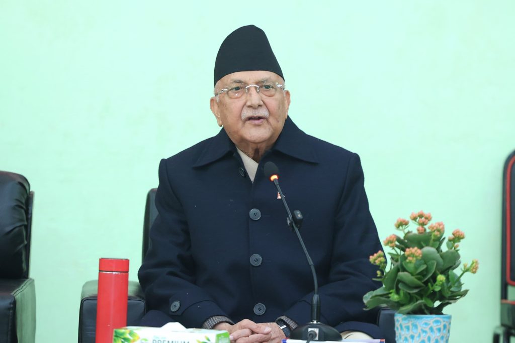 पार्टीलाई विभाजन गरेर लड्डु खाएकाहरू अहिले लड्डु ओकल्नुपरेको छ : प्रधानमन्त्री ओली ( प्रतिवेदनसहित)