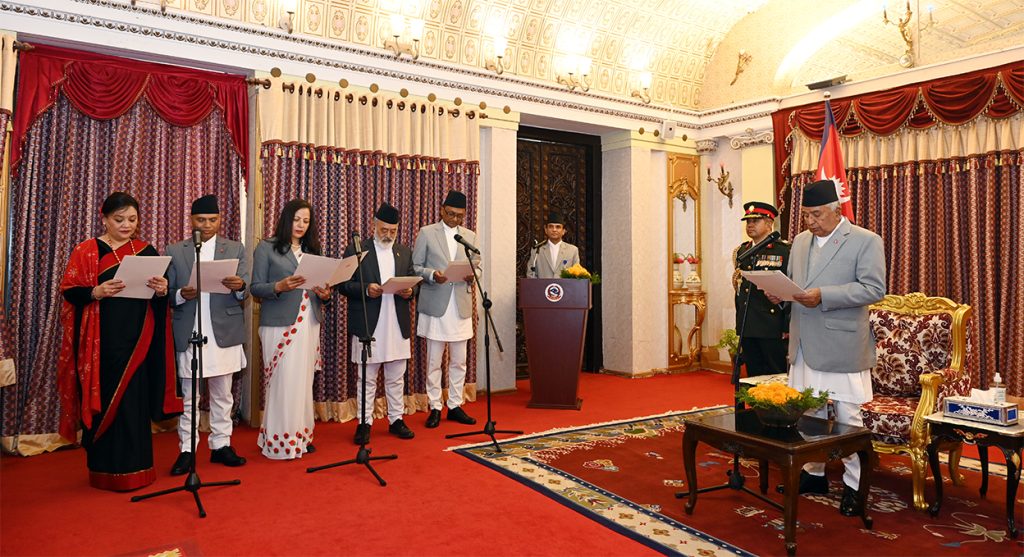 पाँच नवनियुक्त राजदूतले लिए राष्ट्रपति समक्ष शपथ