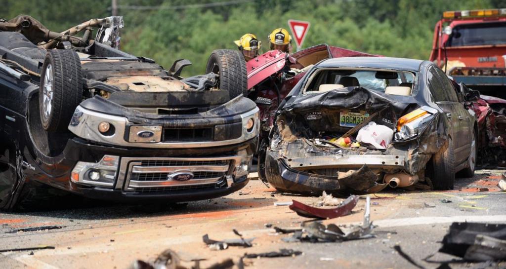 सडक दुर्घटनाकाे छ महिनामा एक हजार दुई सय ३३ जनाको मृत्यु