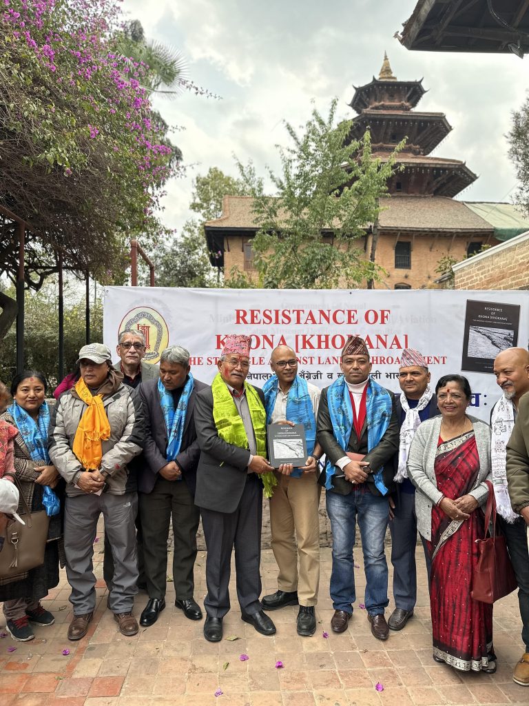 फोटो पत्रकार अनिलको पहिलो पुस्तकमा खोकनाको सङ्घर्षको चर्चा