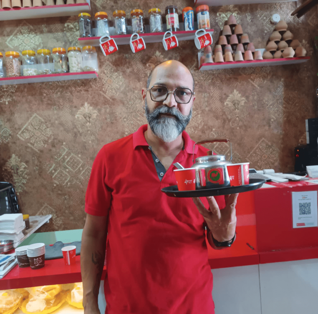 चियापारखीको रोजाइ ‘पोखरेलको मट्का चिया’