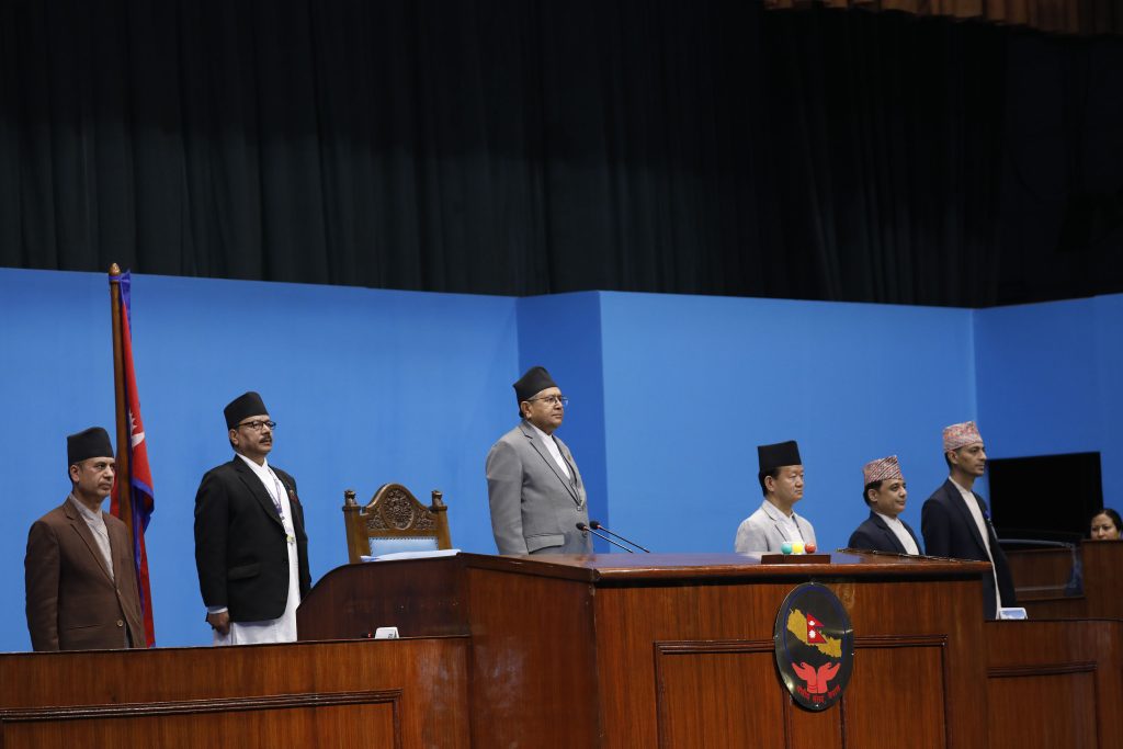 पूर्वविशिष्ट पदाधिकारीलाई आजीवन सुविधा दिने विषयप्रति सांसदहरुले जनाए असन्तुष्टि