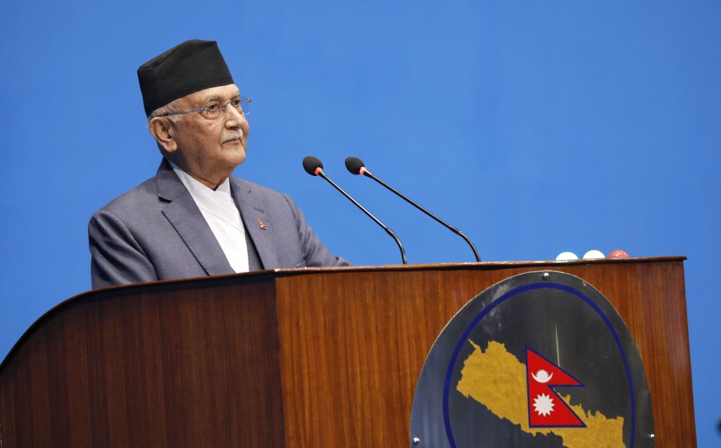मनिष झाकाे प्रश्नमा प्रधानमन्त्री ओलीले भने, सरकारले हाम्रो होइन राम्रो मान्छे नियुक्त गर्छ
