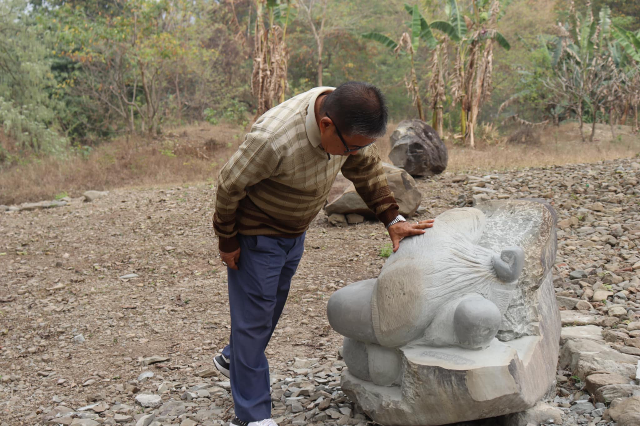 श्रमदानबाट धरानमा बन्दै ढुङ्गे पार्क, पर्यटकको आकर्षण बन्ने आशा