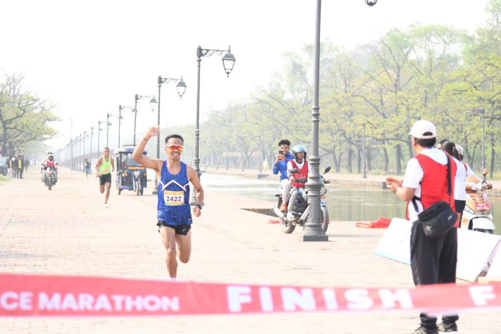 म्याराथनमा अनिश र हाफ म्याराथनमा सन्तोषी पहिलो