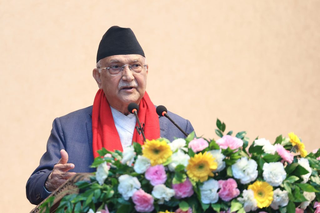 मुलुकभित्रै रोजगारीका अवसर सृजना गर्न निजी क्षेत्रको असाधारण महत्व छ : प्रधानमन्त्री ओली