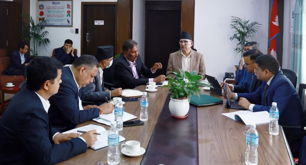 ‘कार्यान्वयनयोग्य बजेट ल्याउनेतर्फ सरकारको ध्यान केन्द्रित छ’ : उपप्रधान एवं अर्थमन्त्री  पौडेल