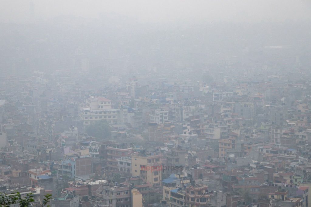 काठमाडौँको आकाश खुल्न अझै केही दिन लाग्ने