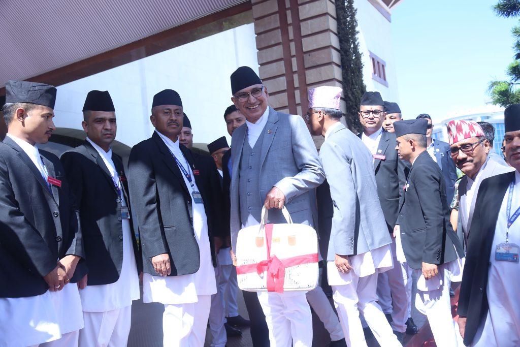 सरकारले थोक तथा खुद्रा व्यापार क्षेत्रको वृद्धिदर सुधार गर्ने