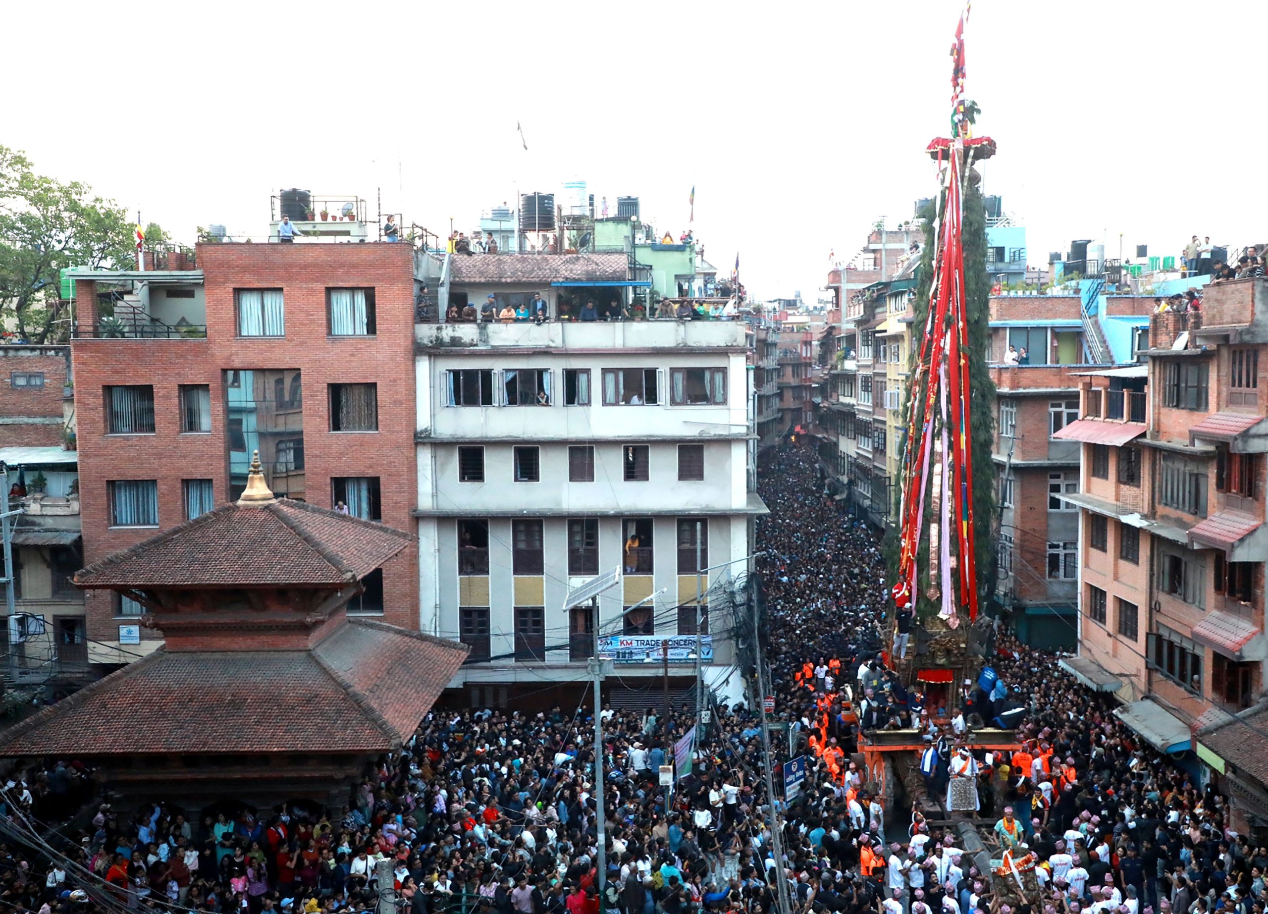 रातो मछिन्द्रनाथको रथयात्रा सुरु, आज गावहाल पुर्‍याइयो
