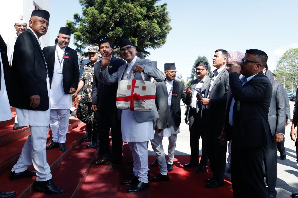 प्रदेश र स्थानीय तहलाई ३ खर्ब ९१ अर्ब ४४ करोड वित्तीय हस्तान्तरण, सशर्त अनुदानमा २ खर्ब ४१ अर्ब