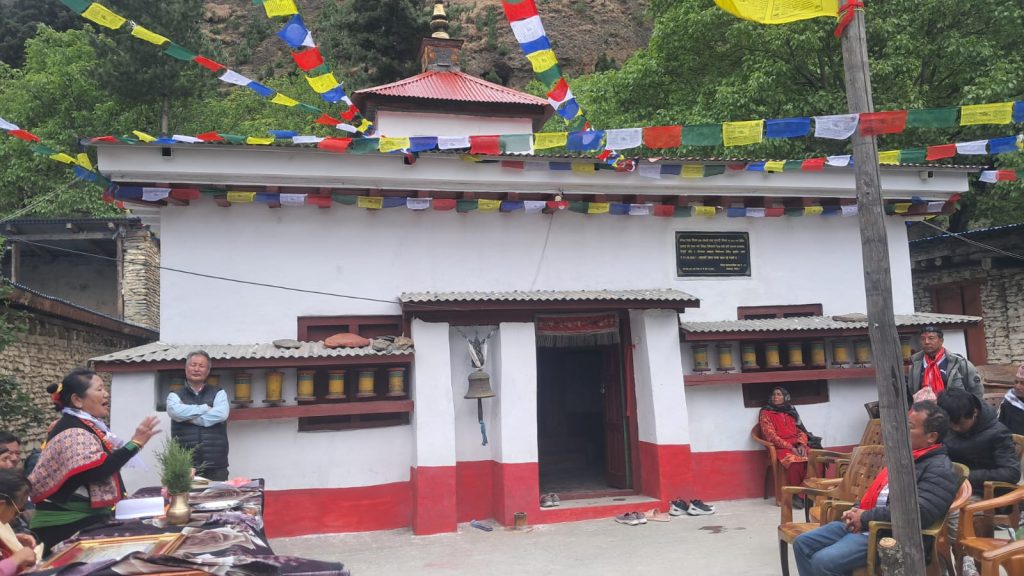 मुस्ताङकाे थासाङमा पाँच शताब्दी पुरानो गुम्बा जीर्णोद्धार