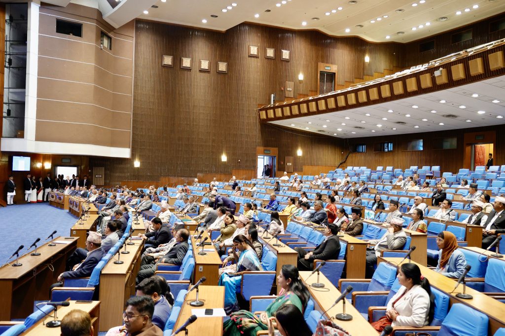 संसद बैठक बस्दै नबसी स्थगित