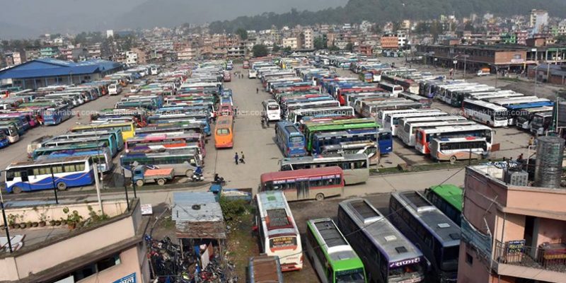 नीतिमा बसपार्क भएपनि नयाँबसपार्क बाहिरबाटै चल्छन् धादिङ, नुवाकोट र रसुवाका बस