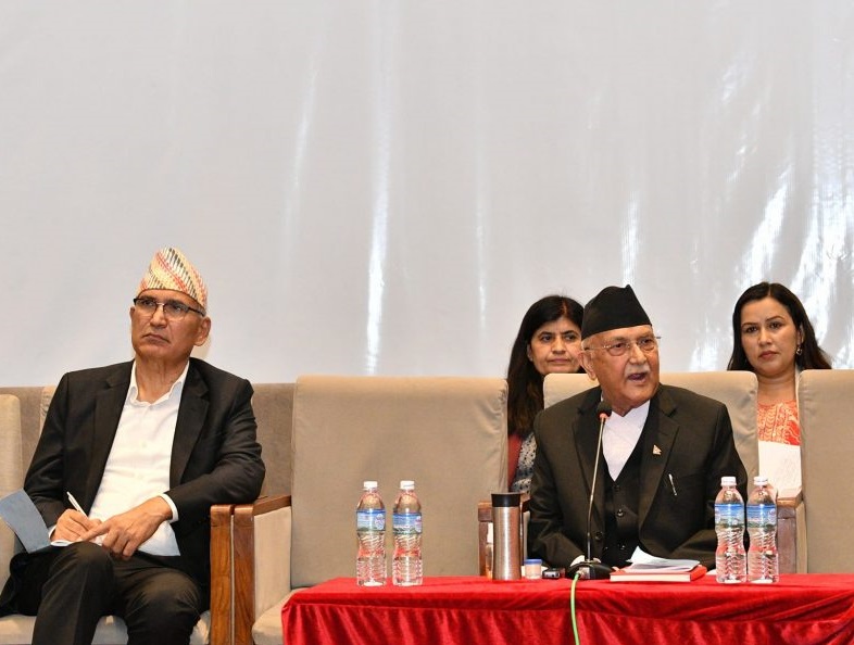 एमाले संसदीय दलको बैठक बस्दै