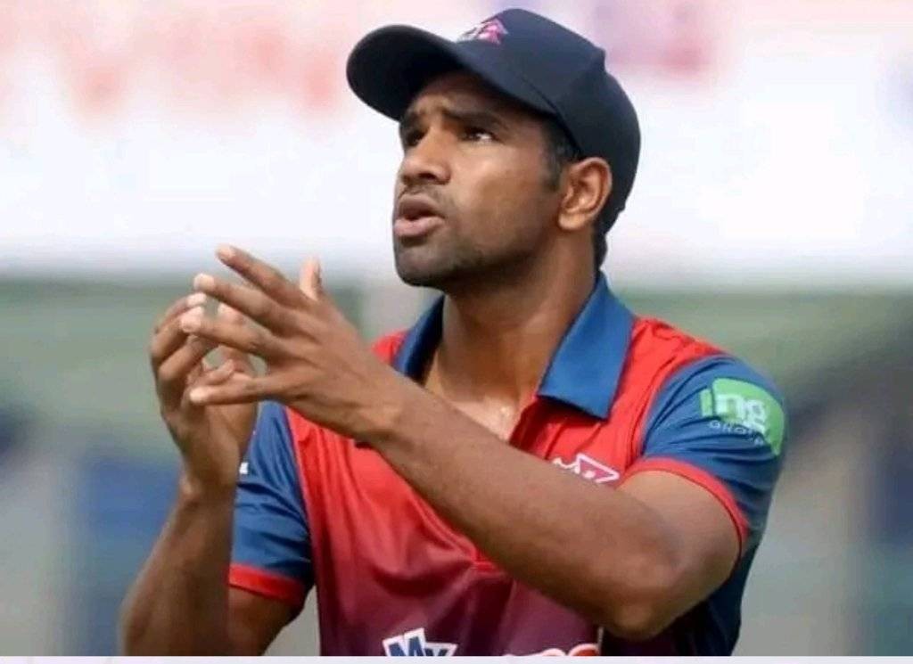 आदिल राष्ट्रिय क्रिकेट टिमको प्रारम्भिक टोलीमा