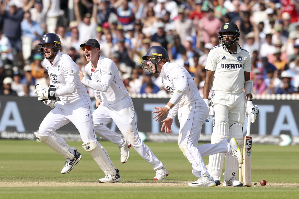 भारतविरुद्धको तेस्रो टेस्टमा इङगल्यान्डको रोमाञ्चक जित