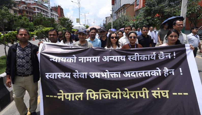 आन्दोलनरत चिकित्सक र सरकारबीच वार्ता, आज साँझ निर्णायक छलफल हुने