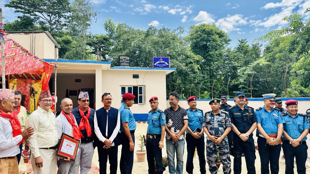 चन्दा उठाएर प्रहरी चौकी निर्माण