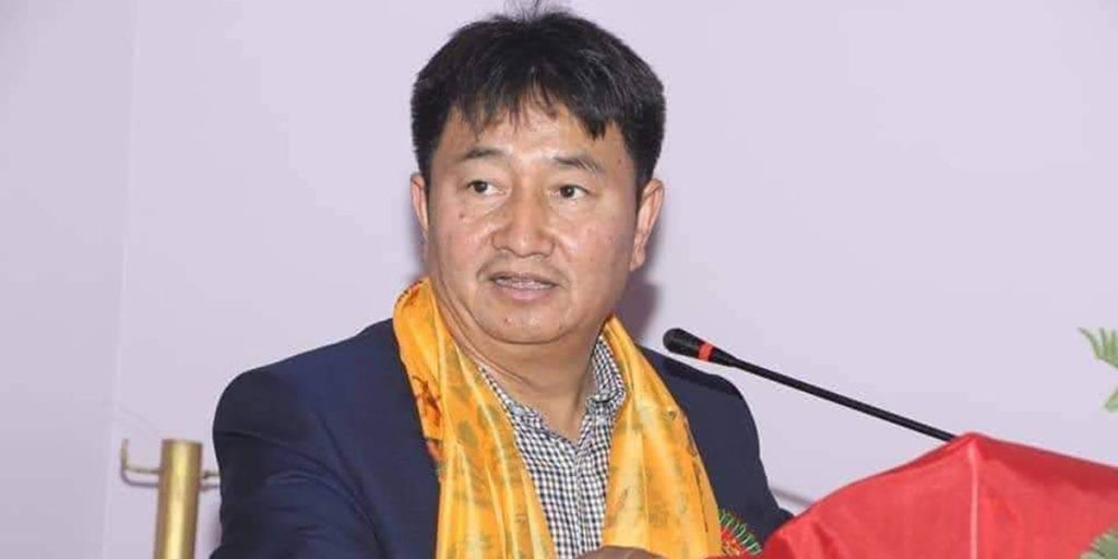 दलको नेताबाट हटे पनि राजीनामा दिन्नँः मुख्यमन्त्री लामा