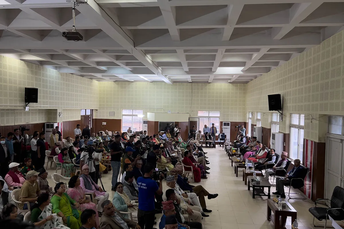 गठबन्धनको विकल्प खोज्नु कांग्रेस पार्टी र देशकै लागि हितकर छैन : गृहमन्त्री लेखक