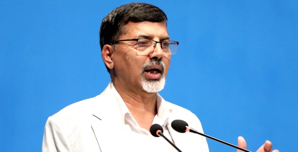 यी बुँदामा टेक्दै जनार्दन शर्माले मागे अध्यक्ष प्रचण्डको राजीनामा