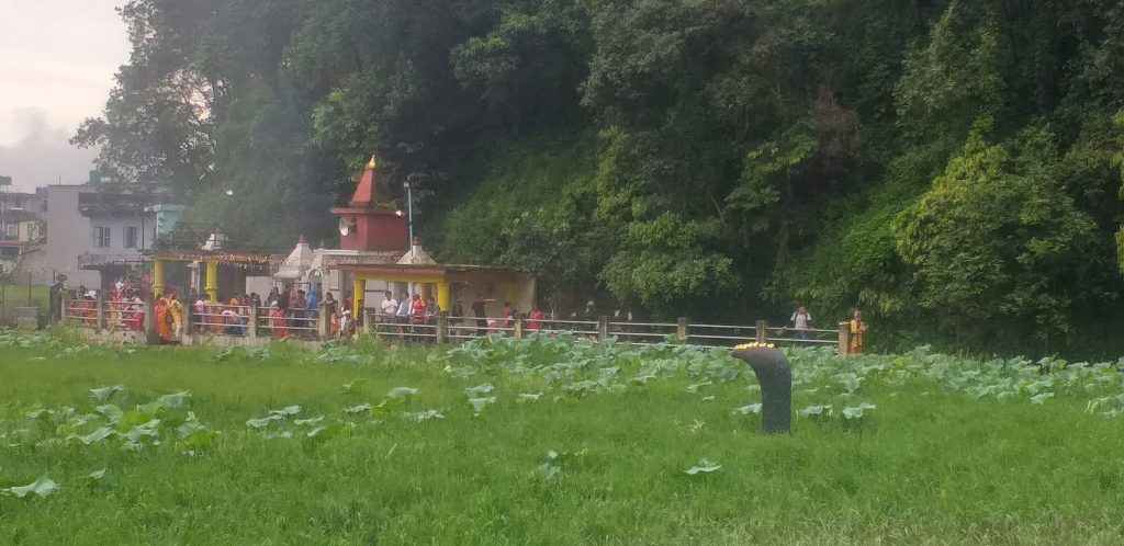 नाग दोषबाट मुक्ति मिल्ने विश्वासको तीर्थस्थल कमलपोखरी
