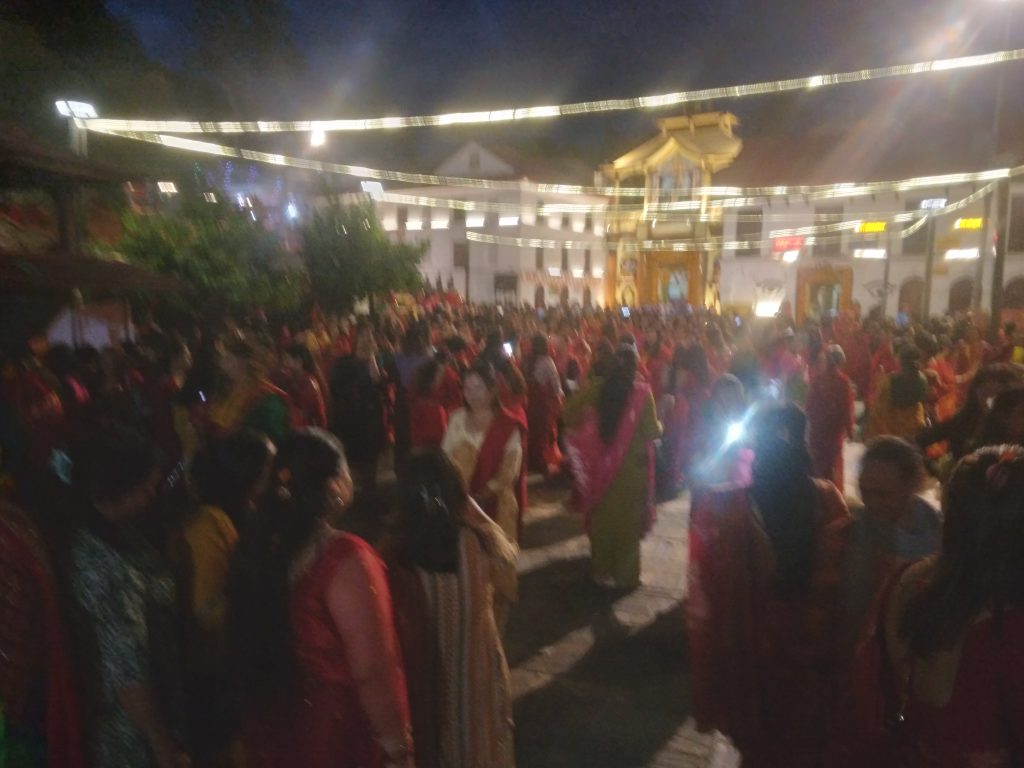 हरितालिका : पशुपतिनाथलगायत देशभरका शिवालयमा भक्तजनको घुइँचो